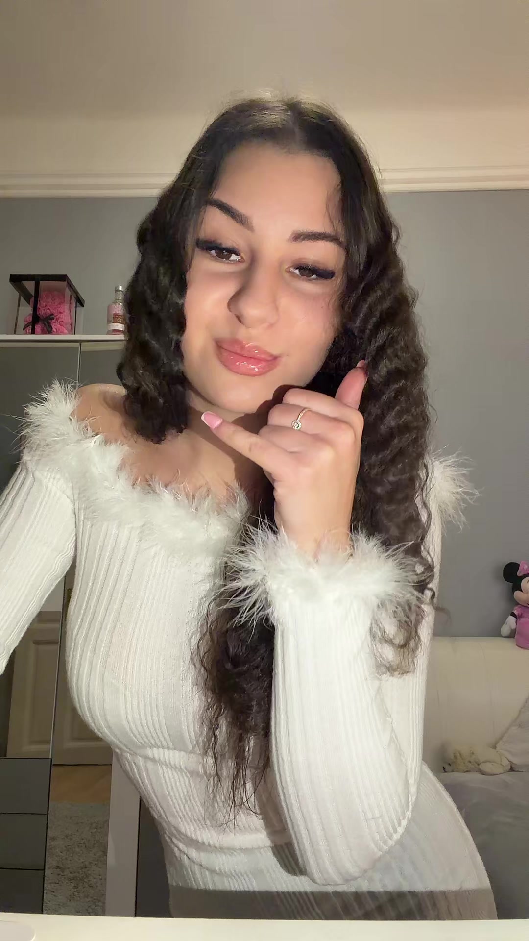 @Szimii🤍