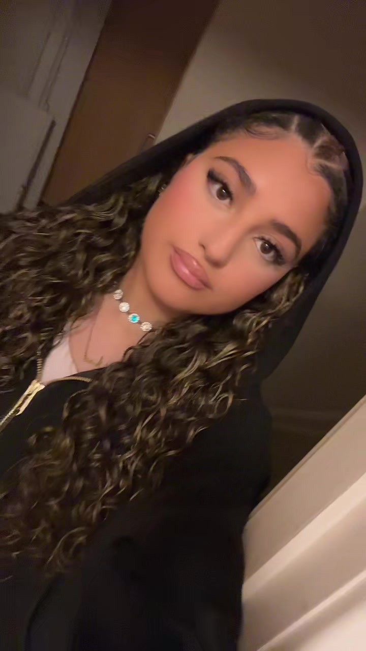 @سارة