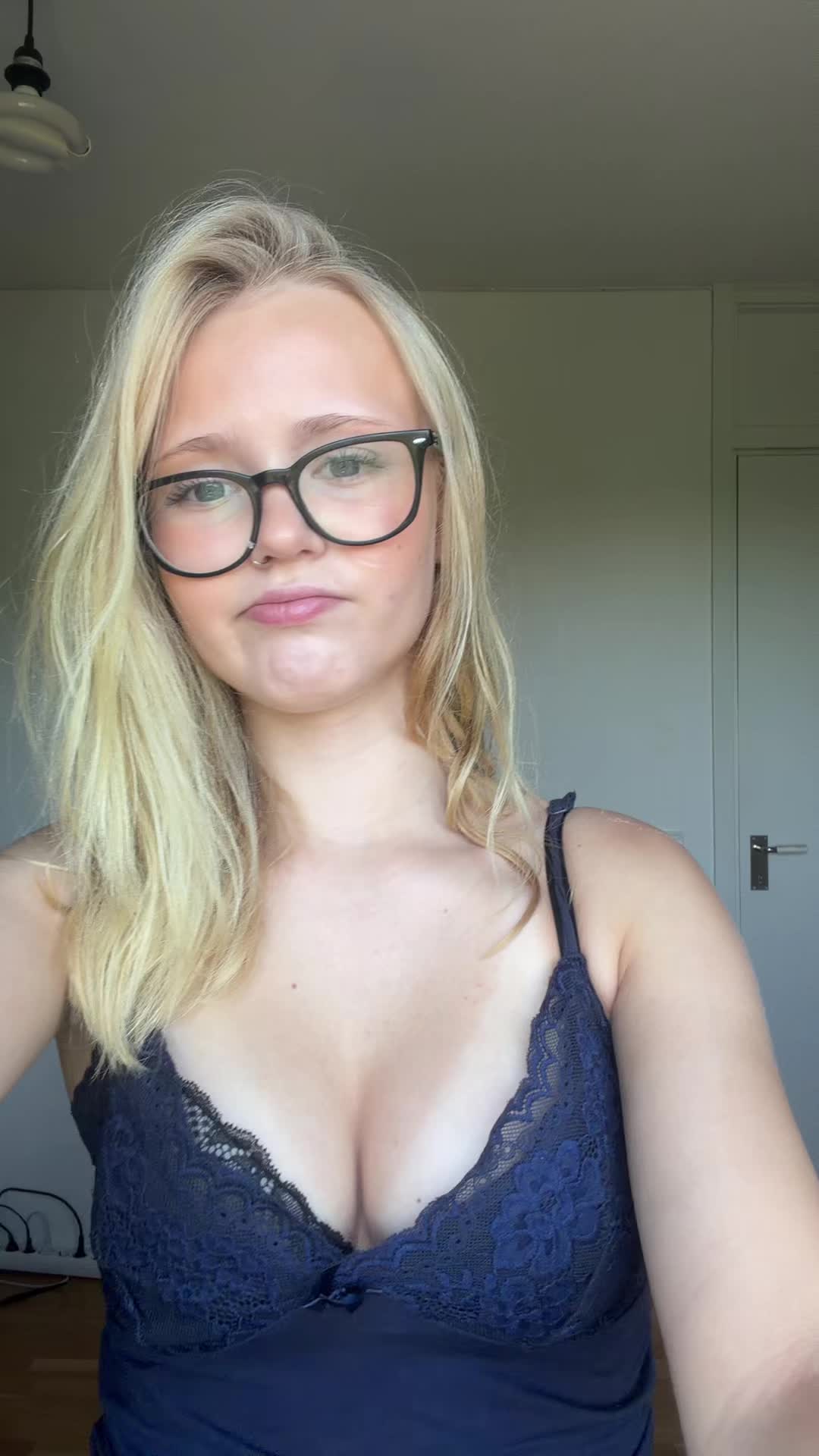 @𝐄𝐥𝐥𝐢𝐧𝐨𝐫𝐢𝐬𝐡🎀💯