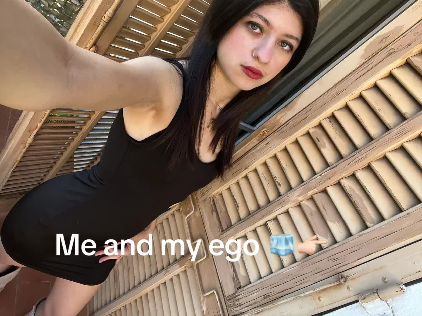 @IceQueenEyes❄👑👀