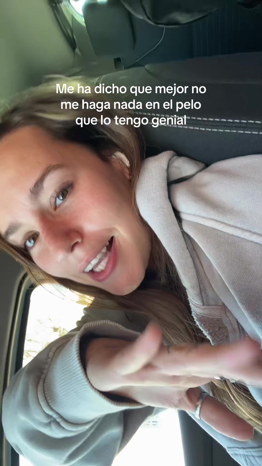 @María