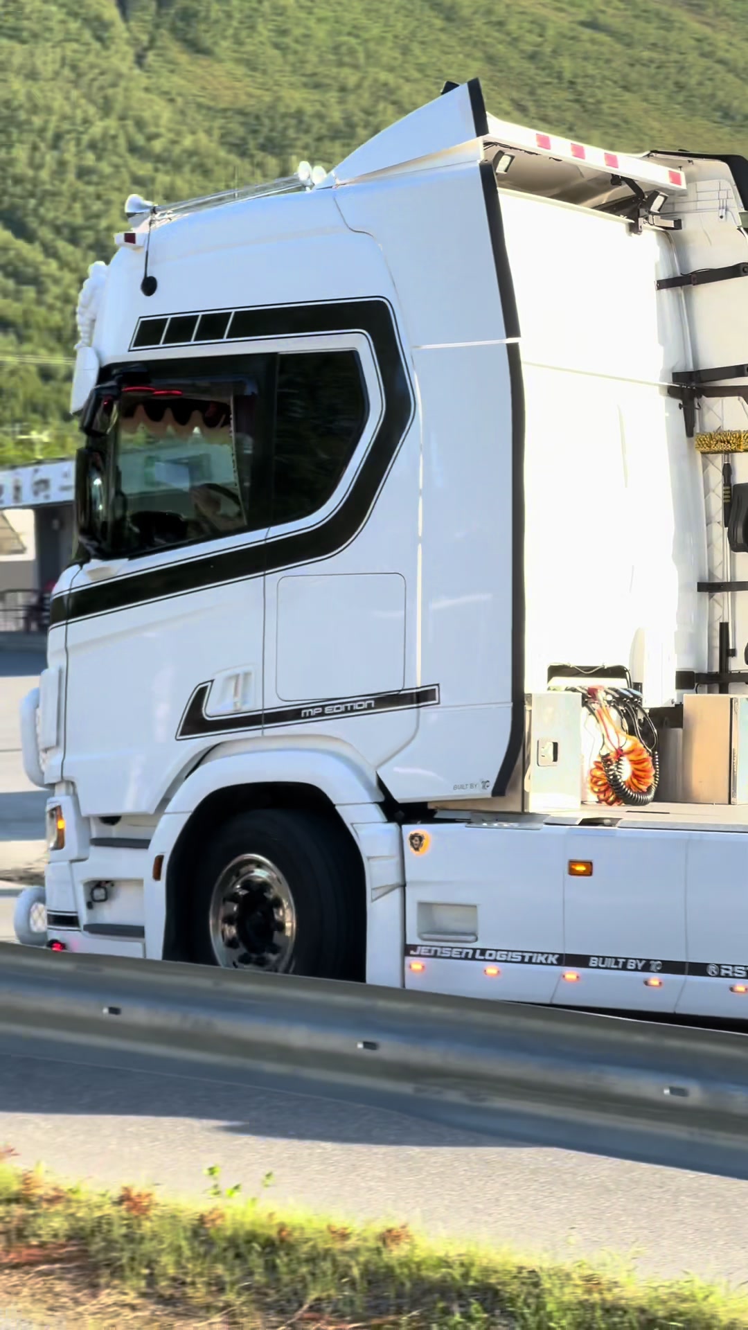 @Truckspotter Troms