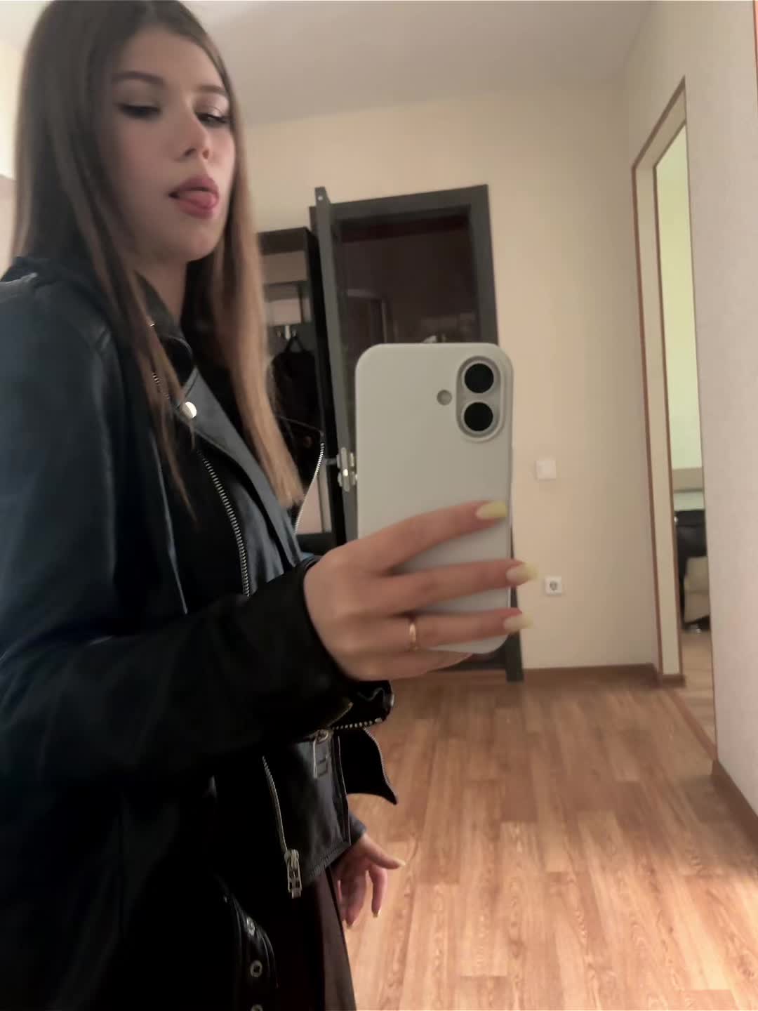 @Kristis_sha
