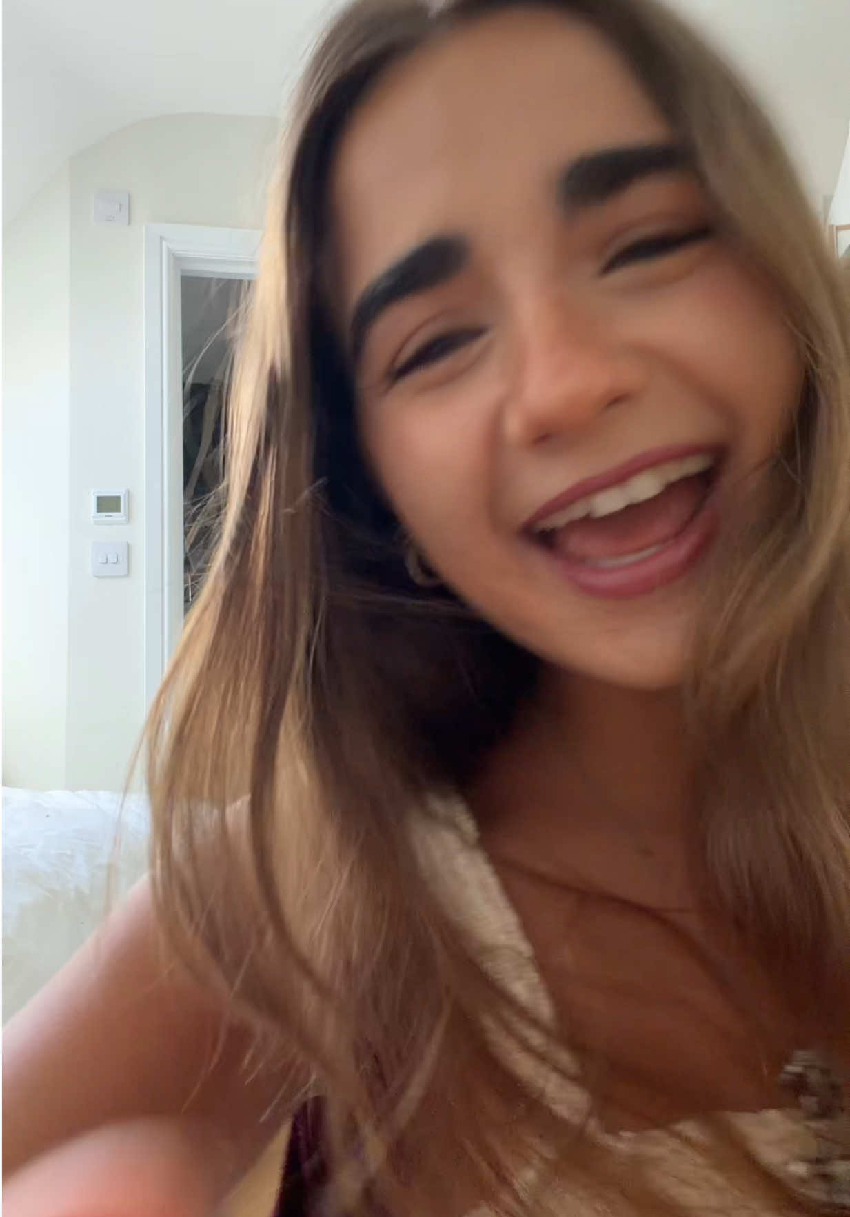 @pollyallen_