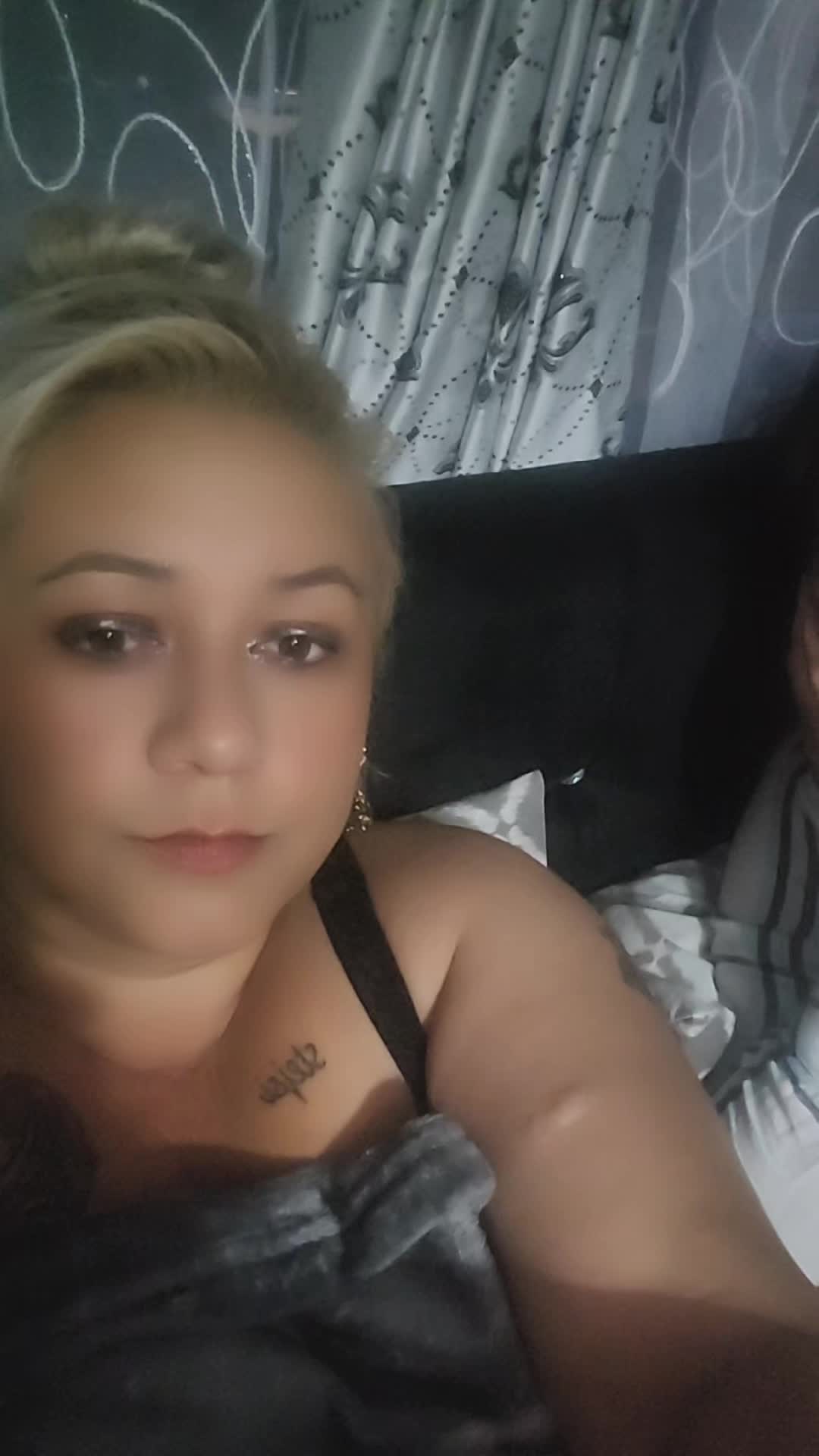 @angela