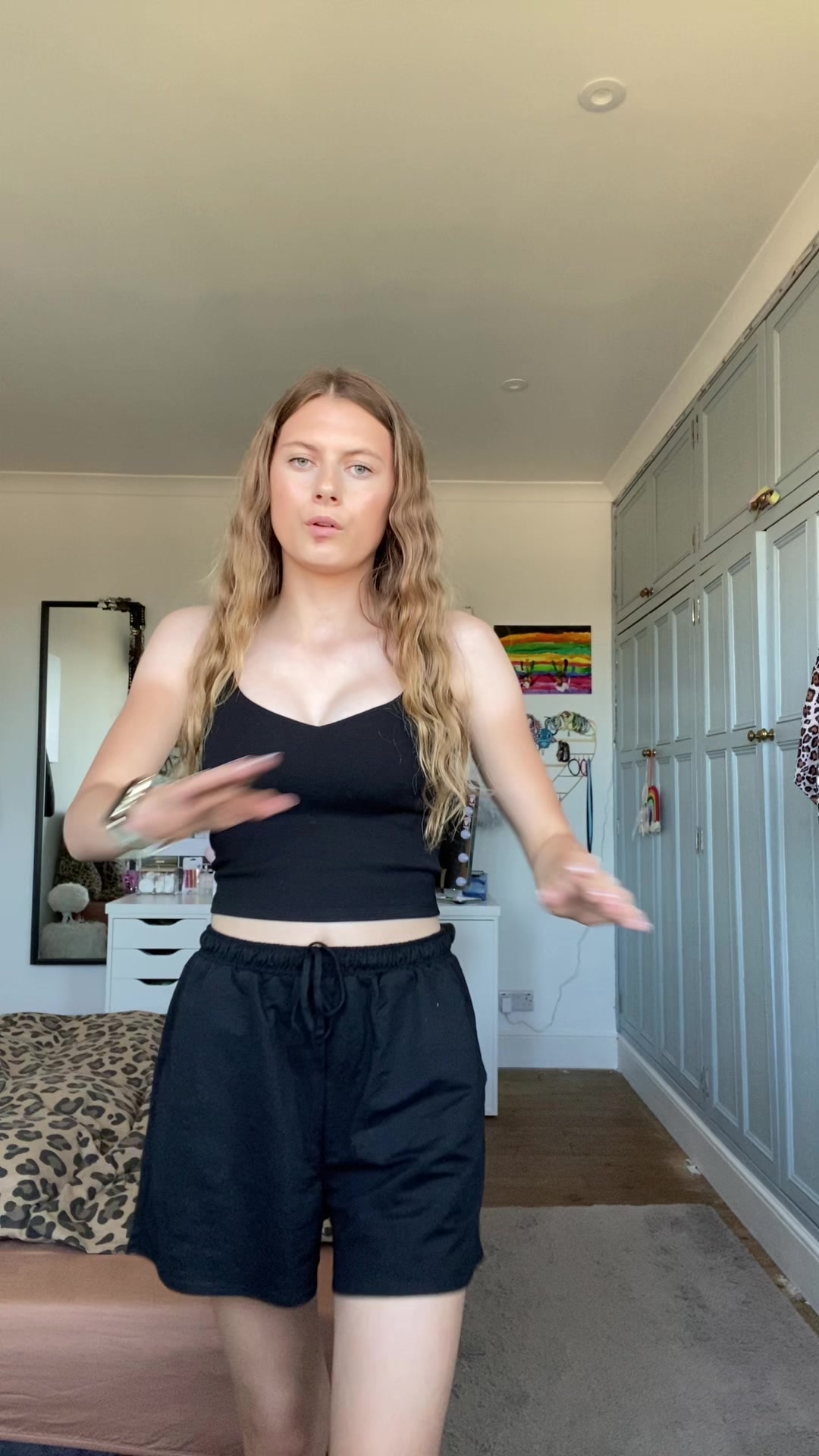 @Zoezarembaevans(mainaccount)