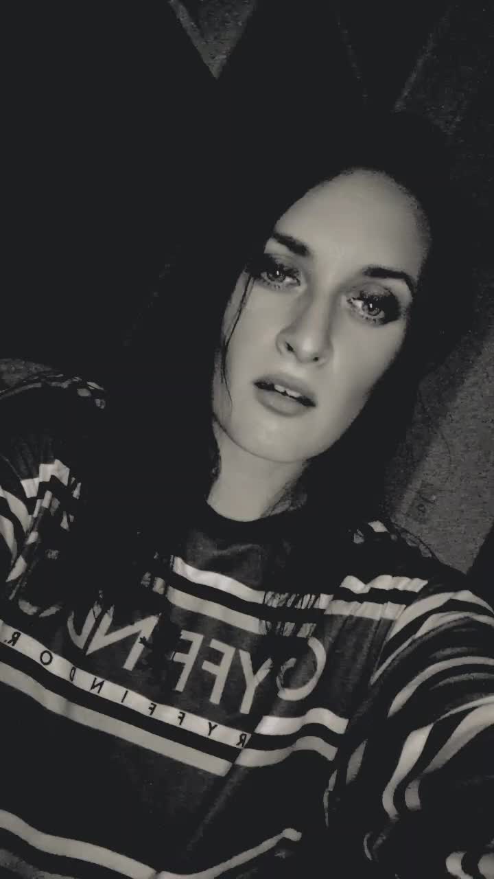 @Jessi_❤️🔥