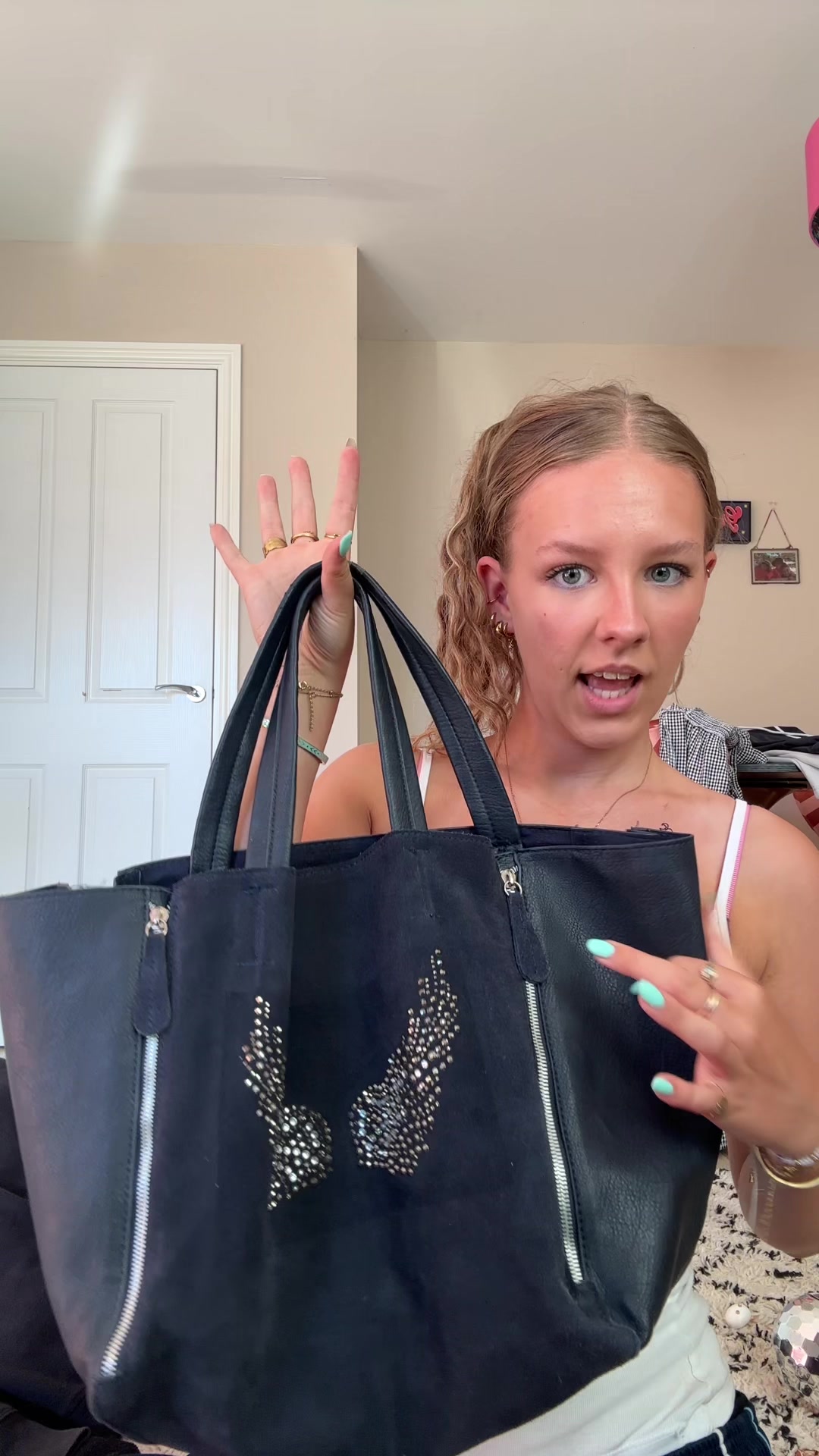 @emilyy