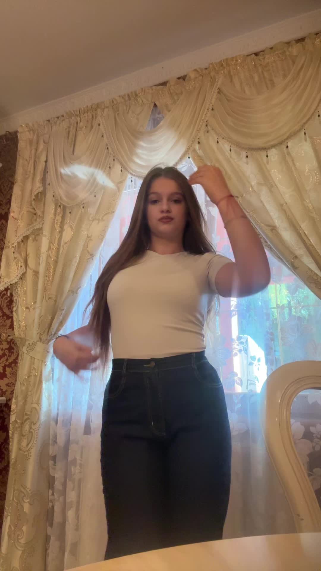 @𝑳𝒐𝒓𝒆𝒏 🤍