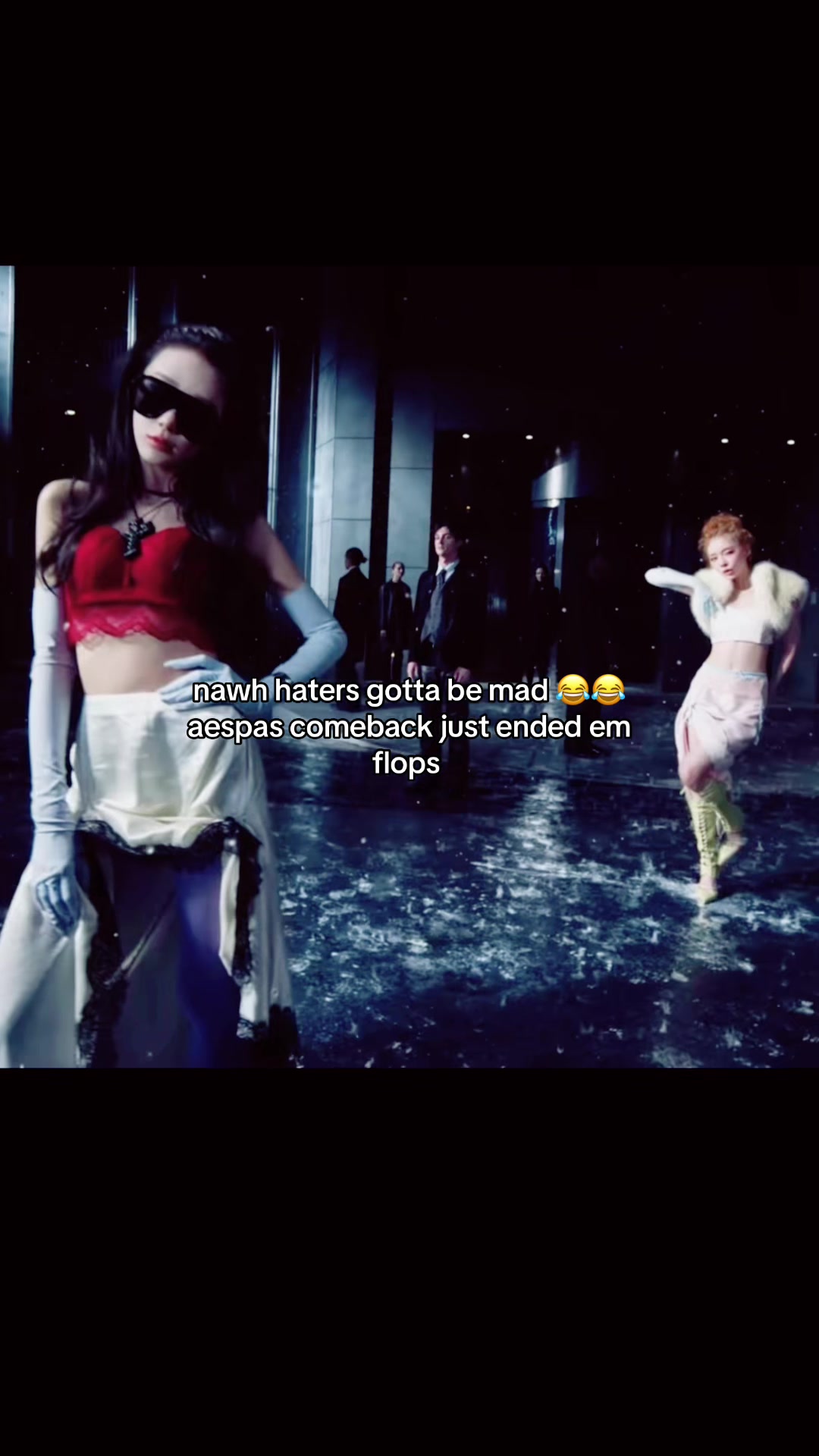 @chloe