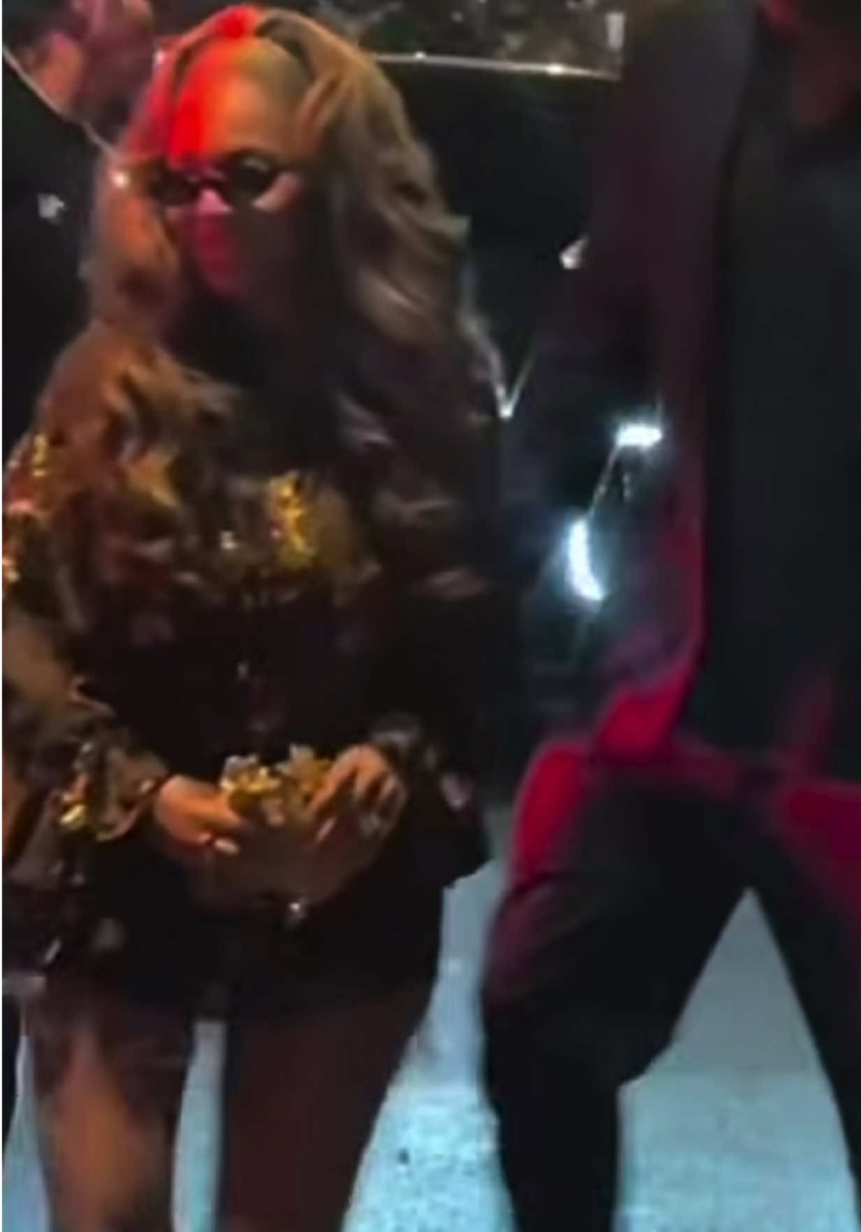 @BethanyJBeyhive🐝