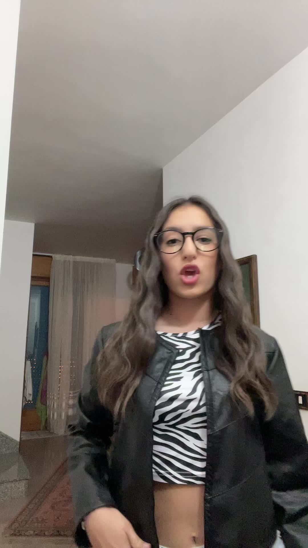 @_.gaya11