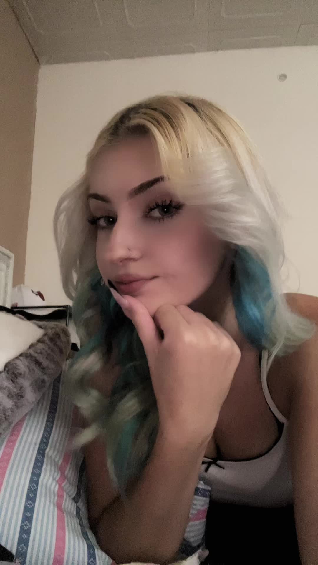 @sharlotina_