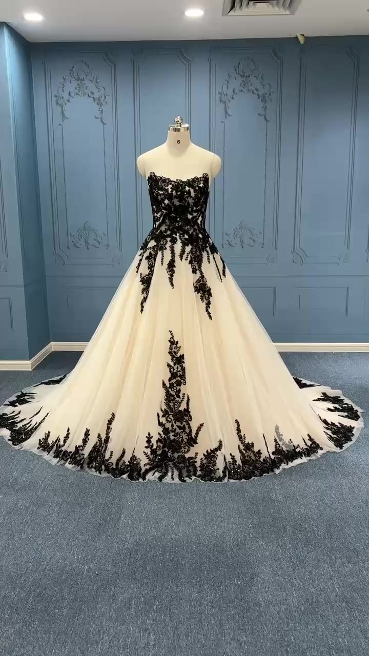 @Wedding Bells Couture