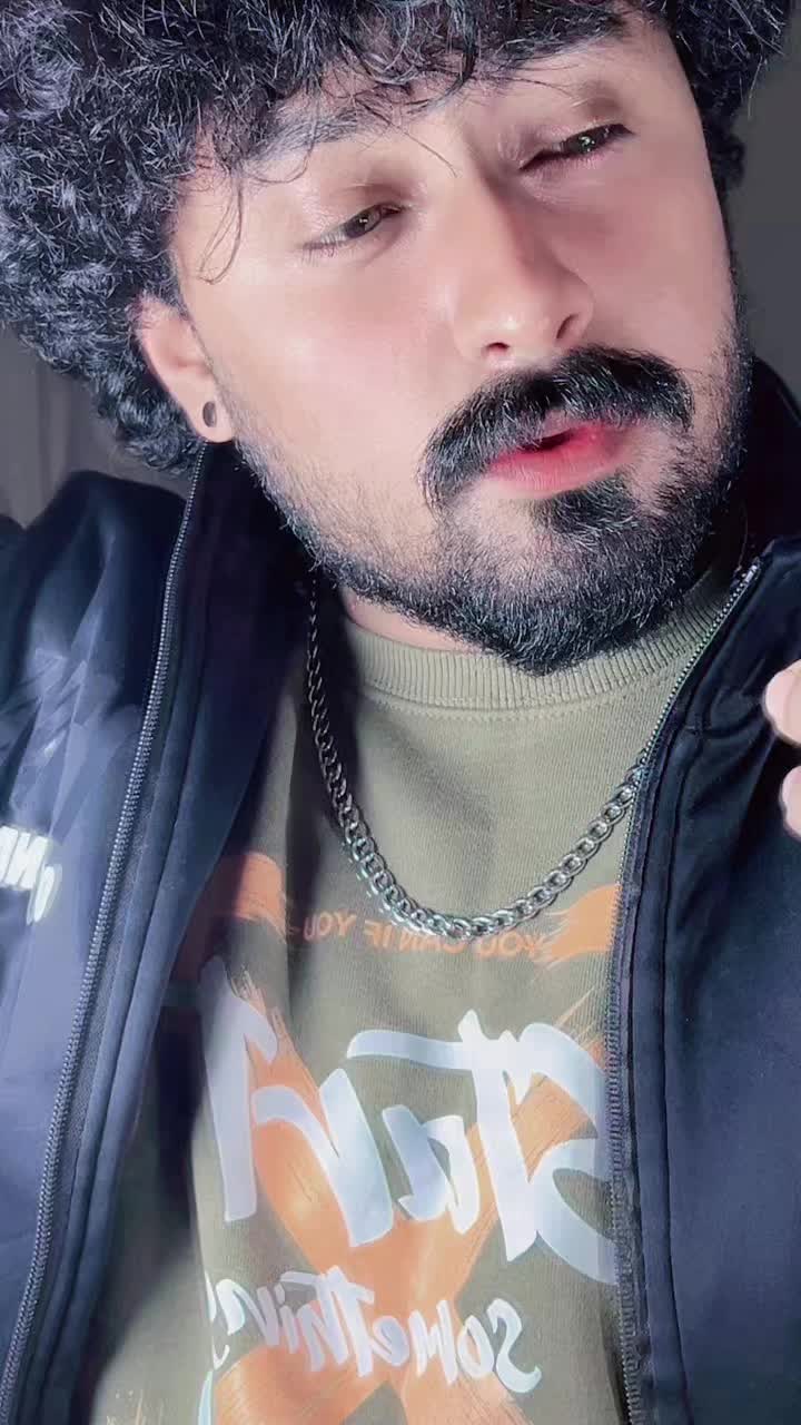@千azzi~OO7🎭