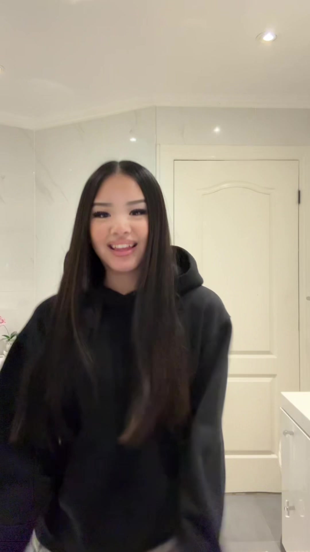 @Liv