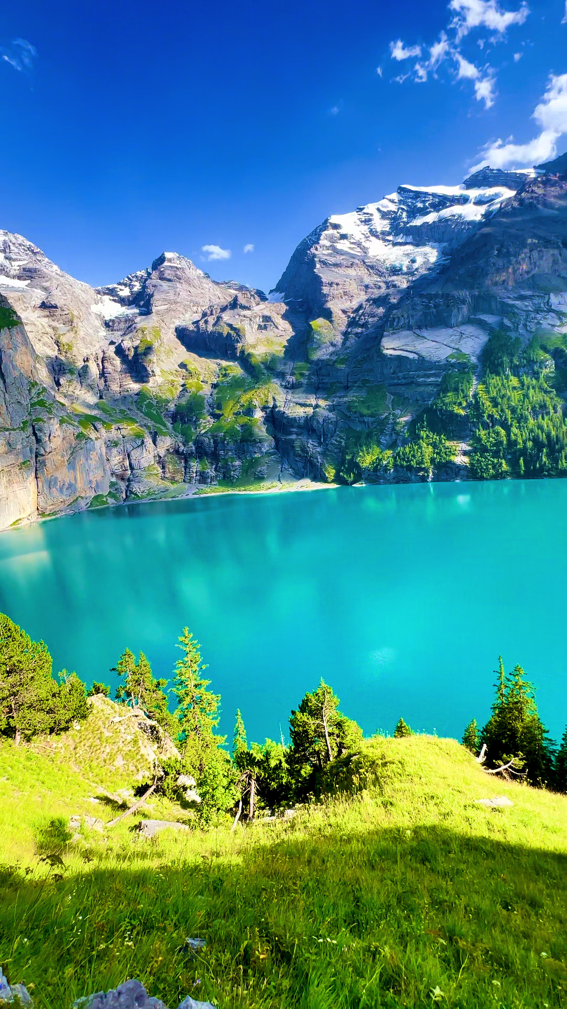 @Swiss_Vibe 🇨🇭
