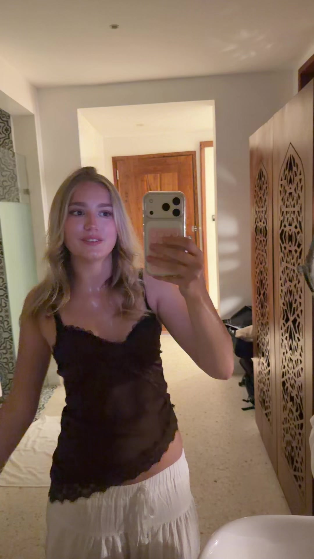 @amelieꨄ