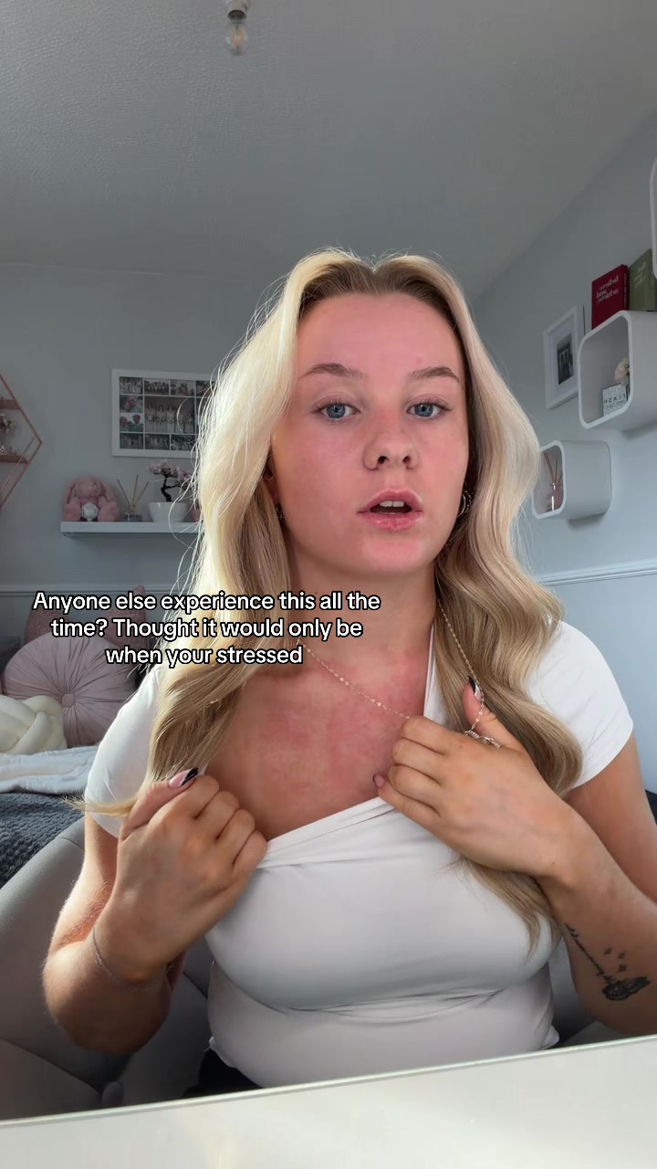 @EmmaMofficial