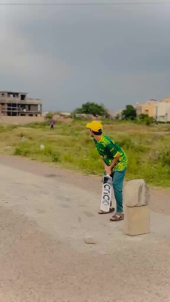 @نومی لیفٹی فخرے چٹھہ بختاور🏏