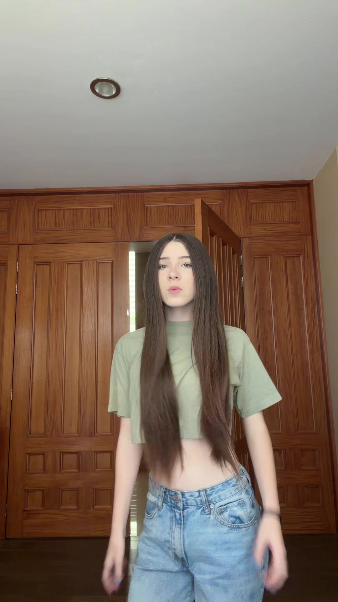 @Moni