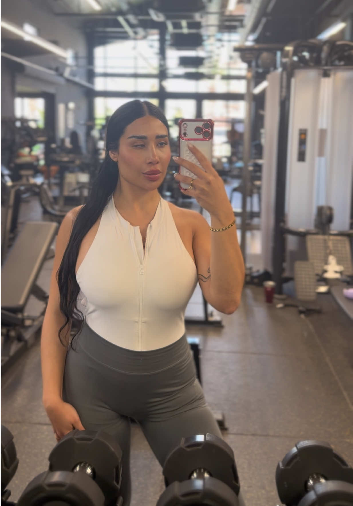 @𝙼 𝙰 𝙽 𝙸 𝚀 𝚄 𝙴 🍒