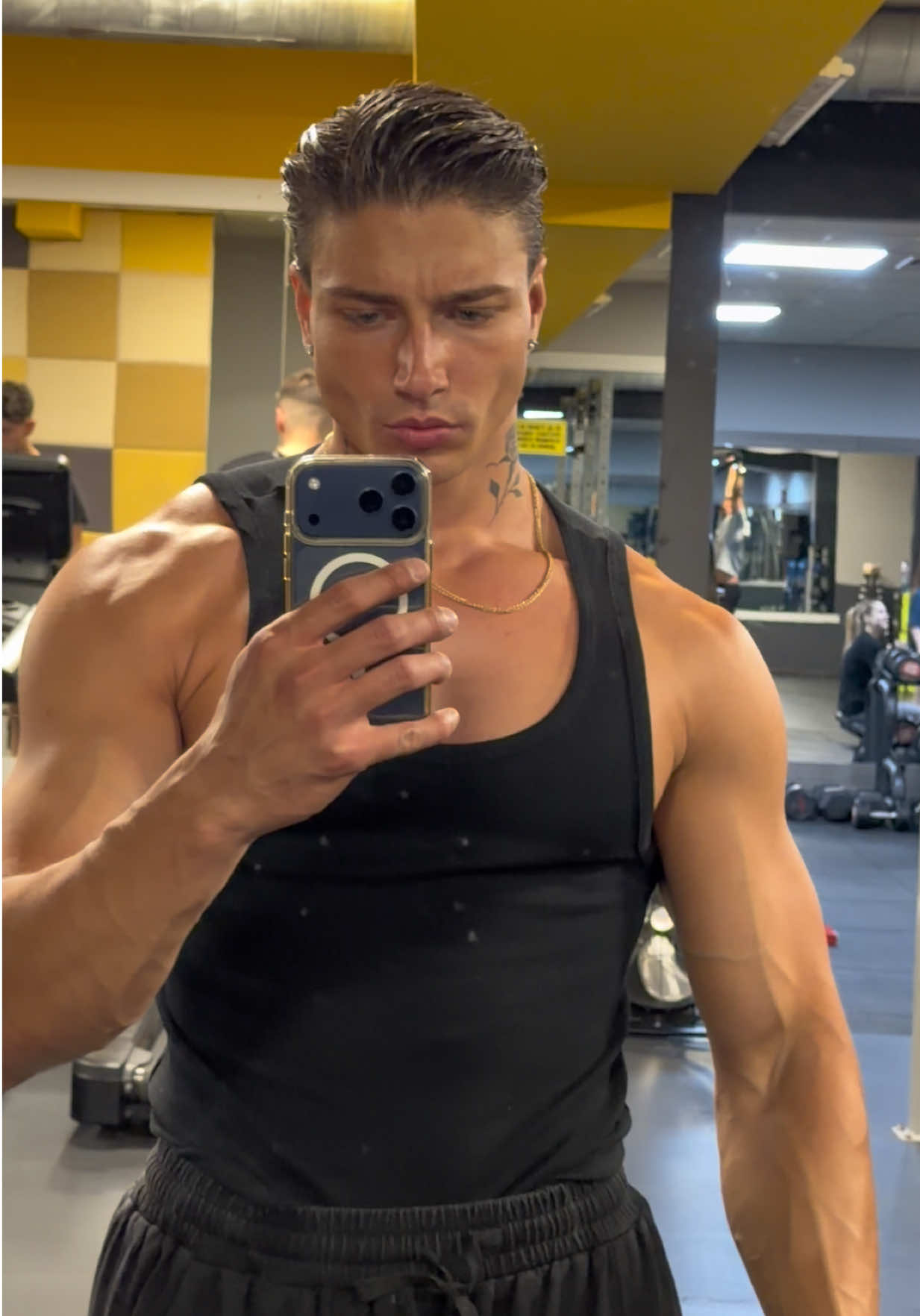 @GoldenGeorgiii2 🐊