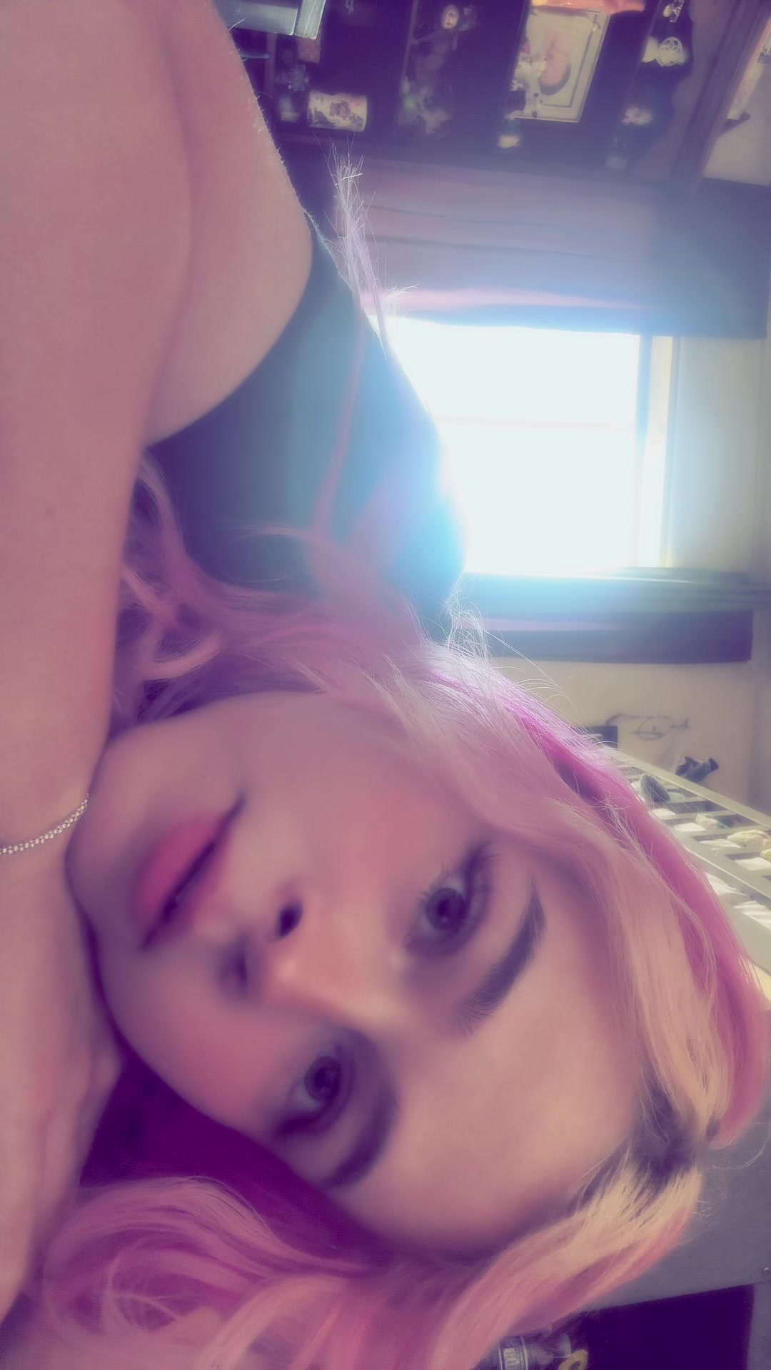 @melalynmonroe