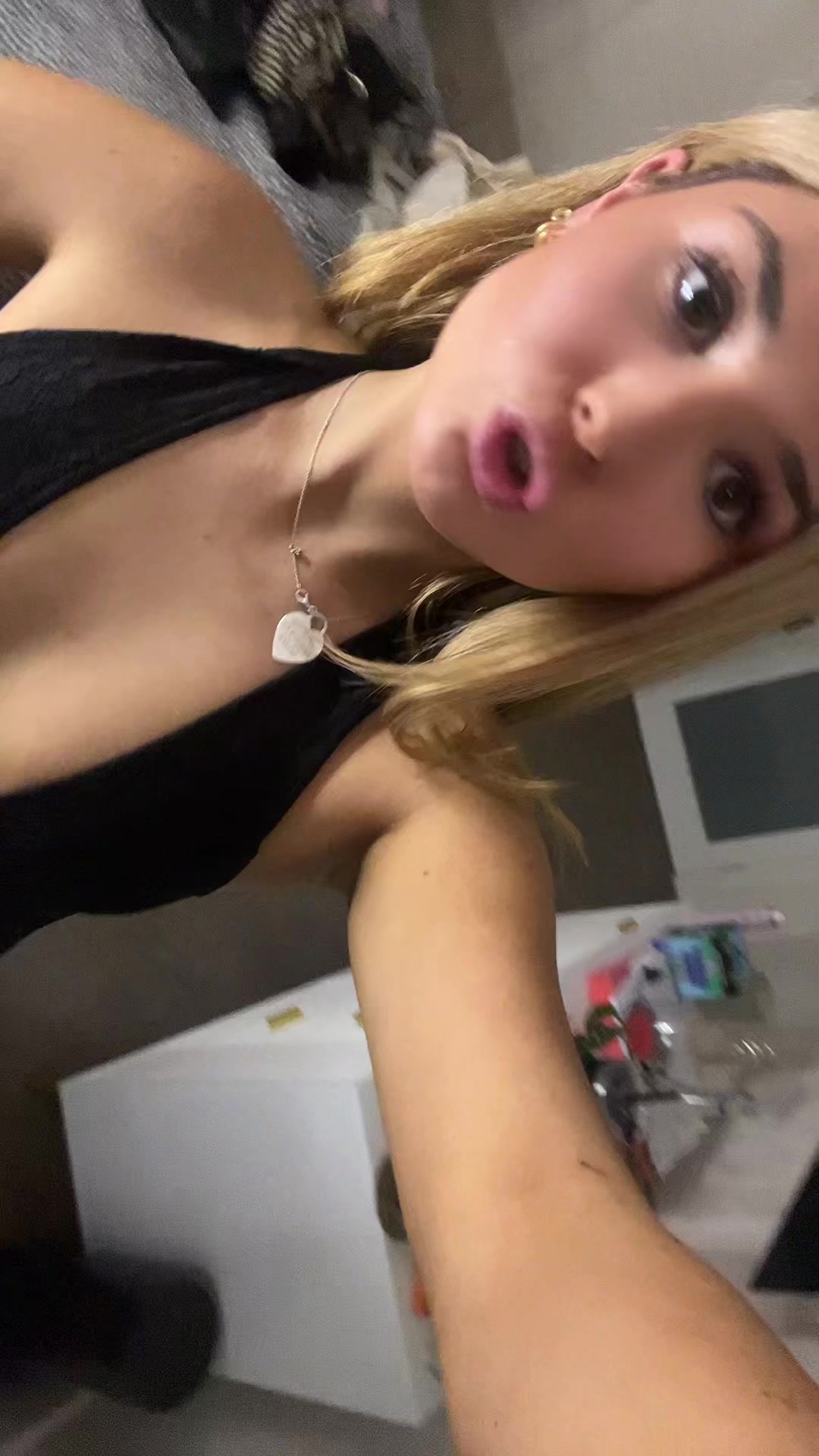 @ayshaax2