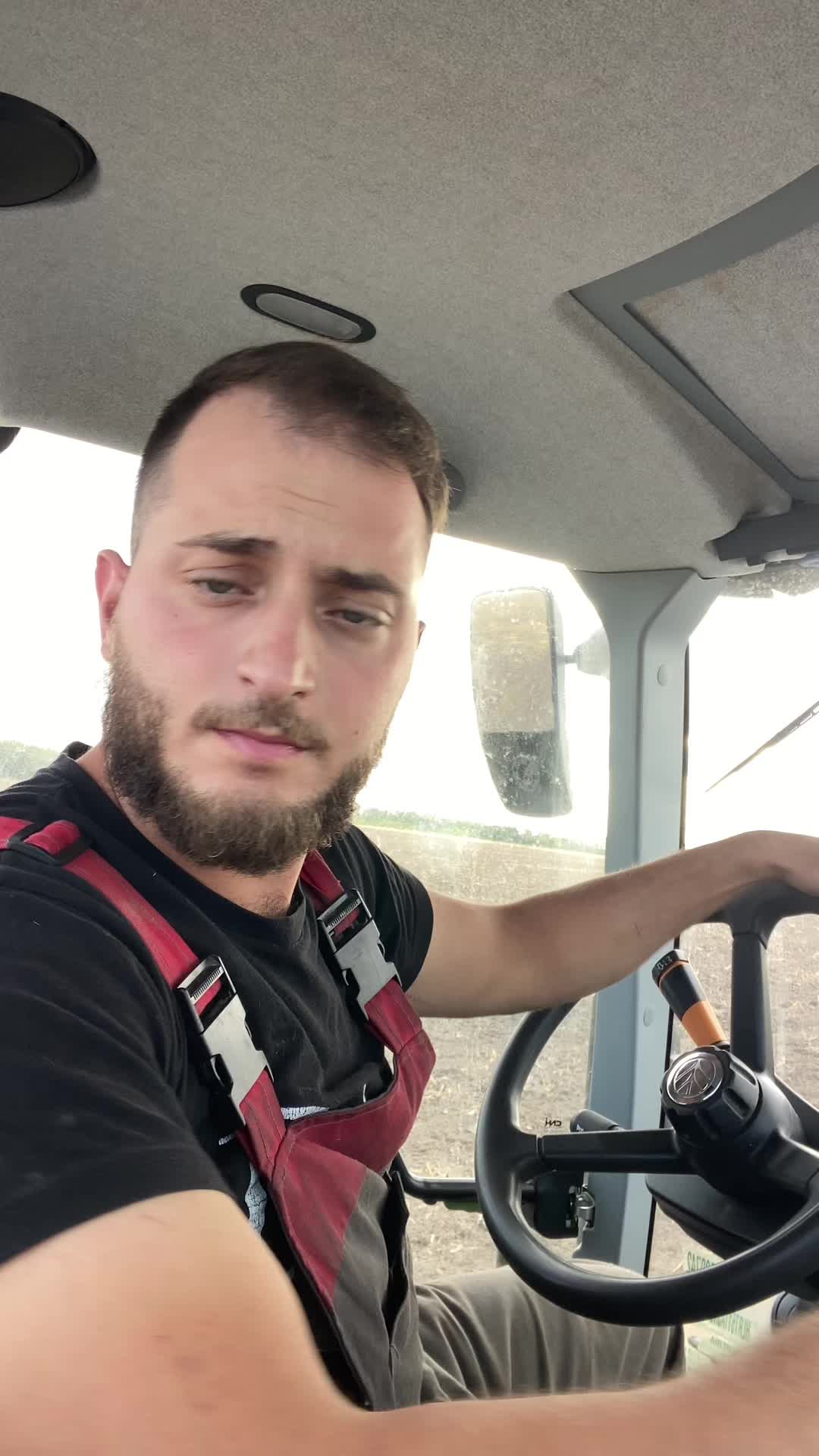 @Süni🦔