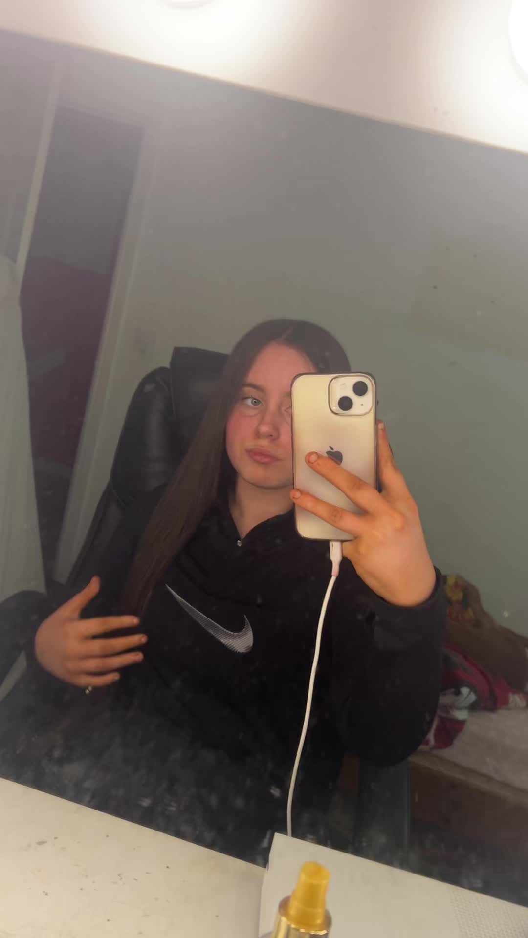 @𝓔𝓵𝓼𝓲𝓮✞