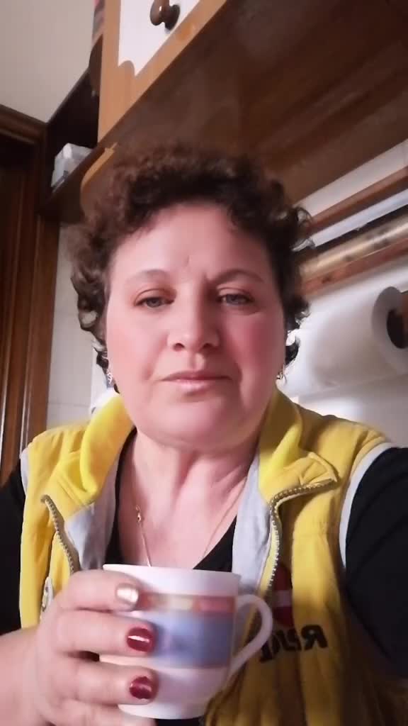 @Elena Elena
