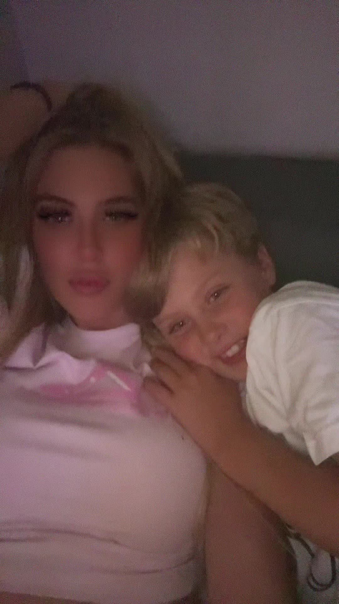@Baddest bitch🍒🎀