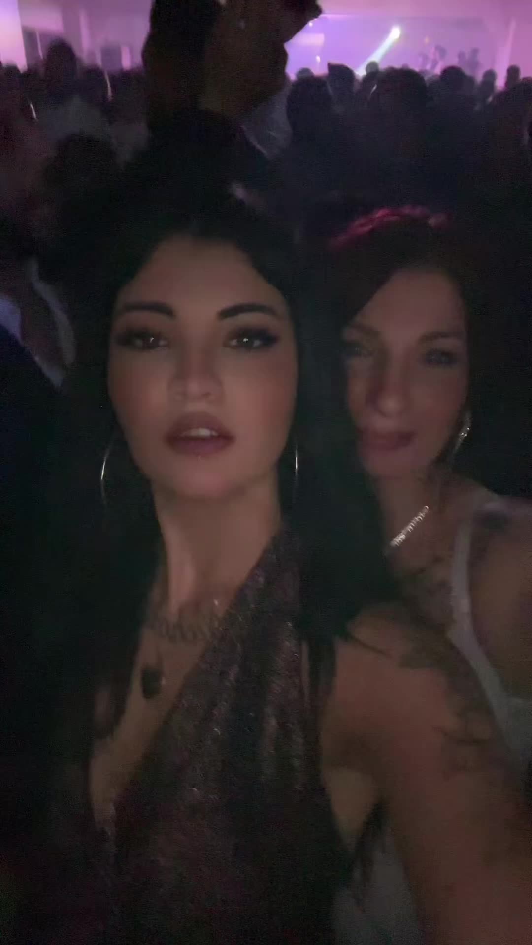 @Jenny🖤