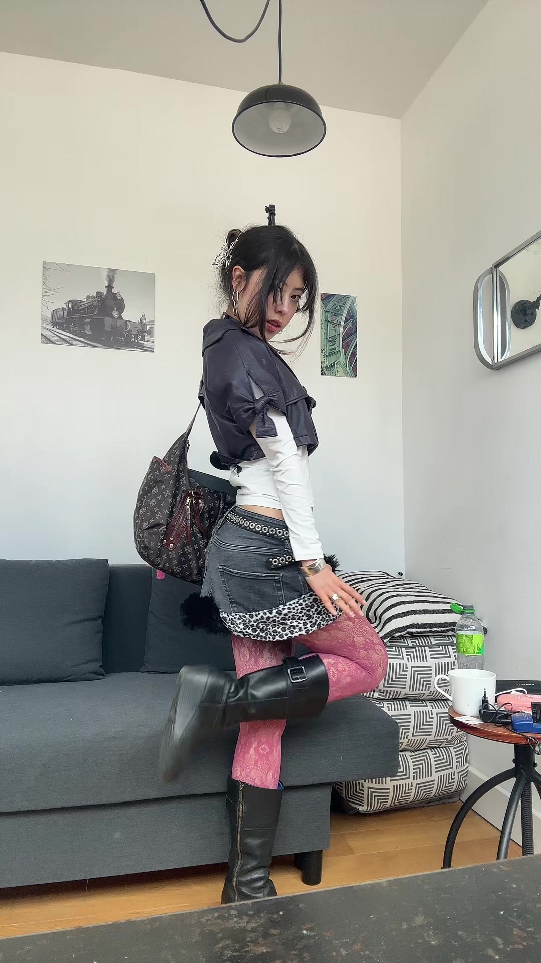 @ニナ꒰ঌ(っ˘꒳˘ｃ)໒꒱