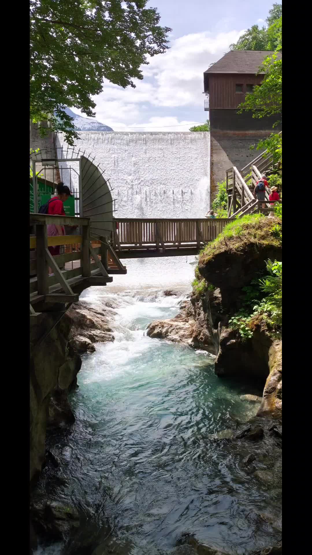 @Travel 🌍 Sorin Sm