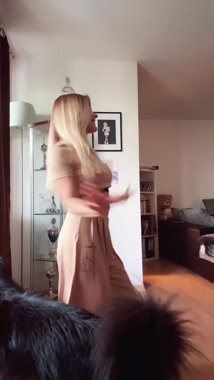 @Ksenija&Barney👱♀️🐶