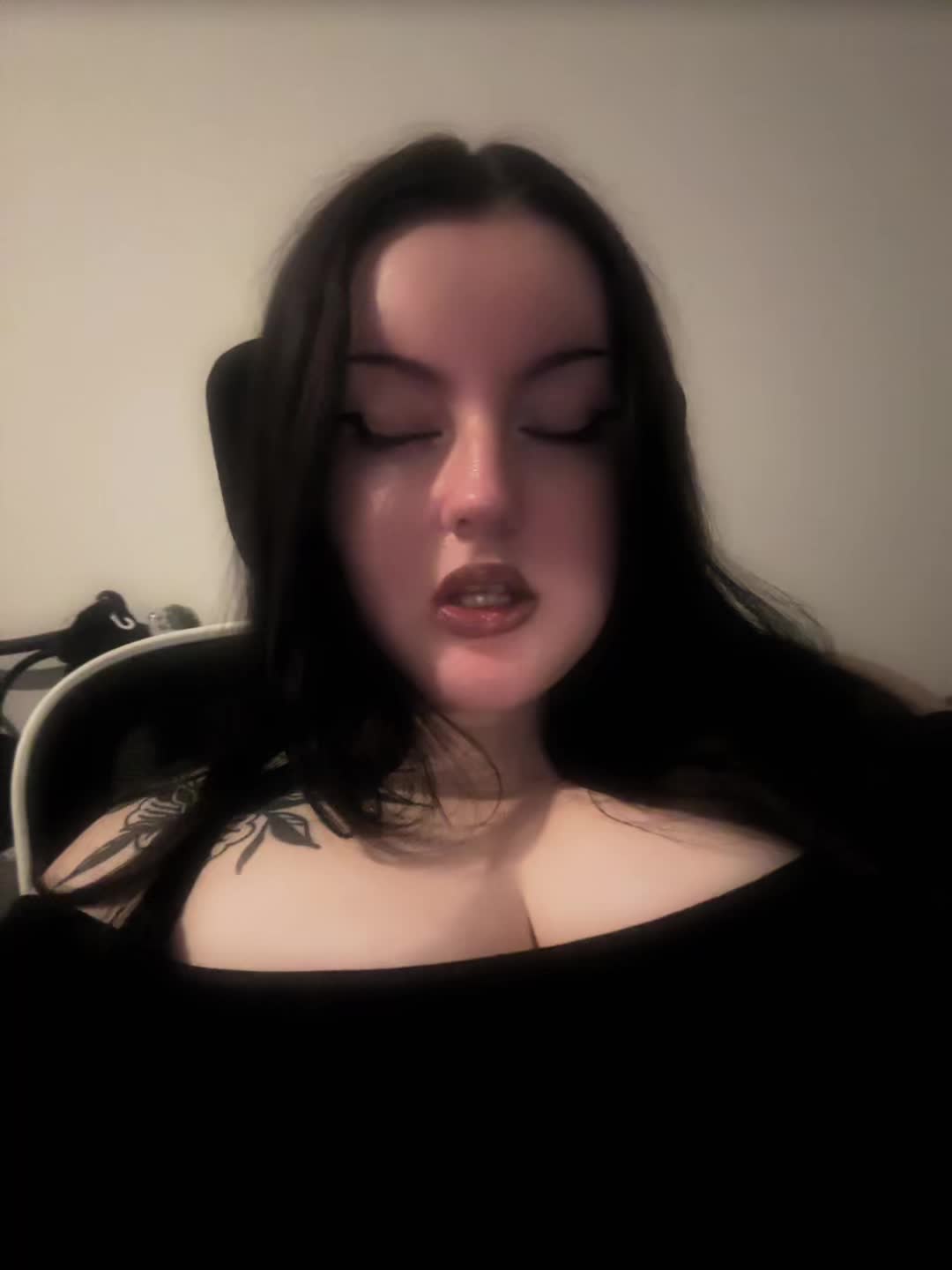 @𝖏𝖊𝖘𝖘𝖎