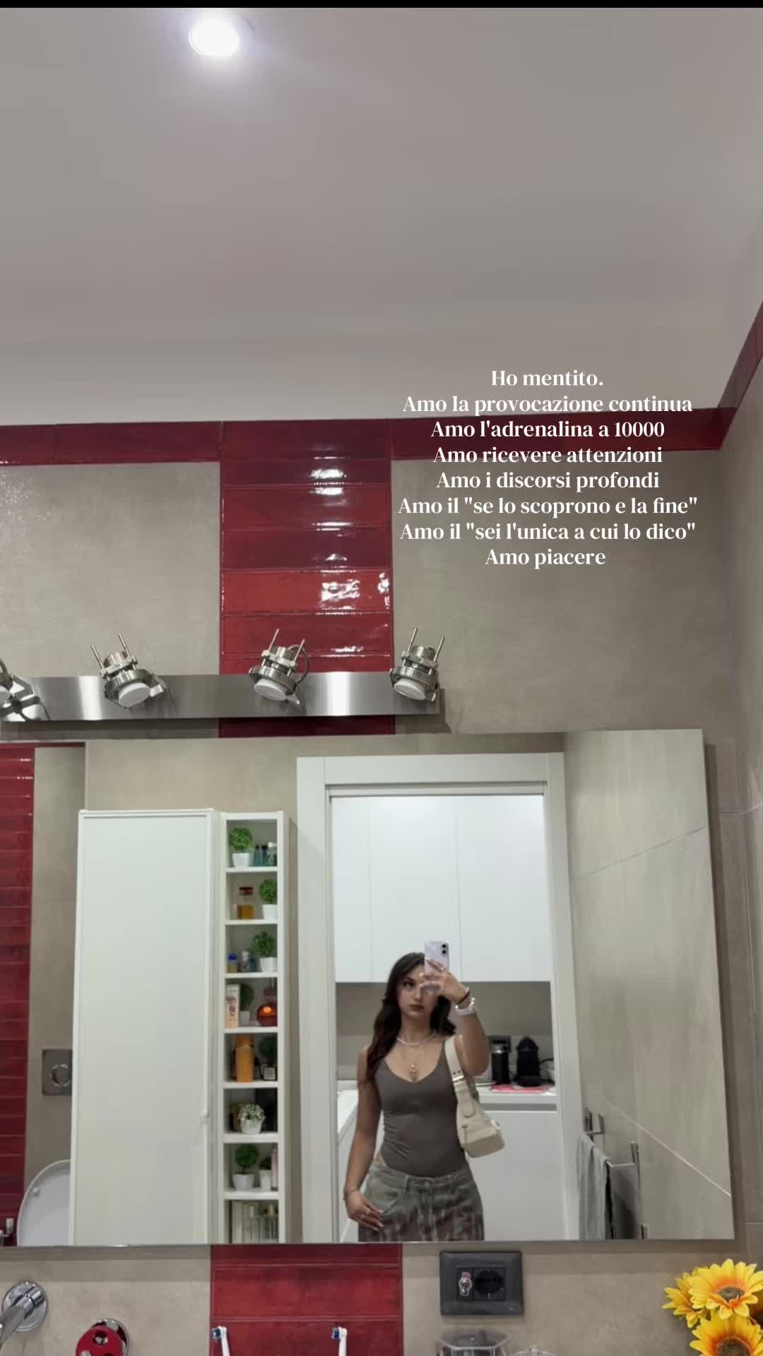 @𝔰𝔦𝔯𝔦𝔞_𝔪𝔞𝔫𝔬𝔩𝔦