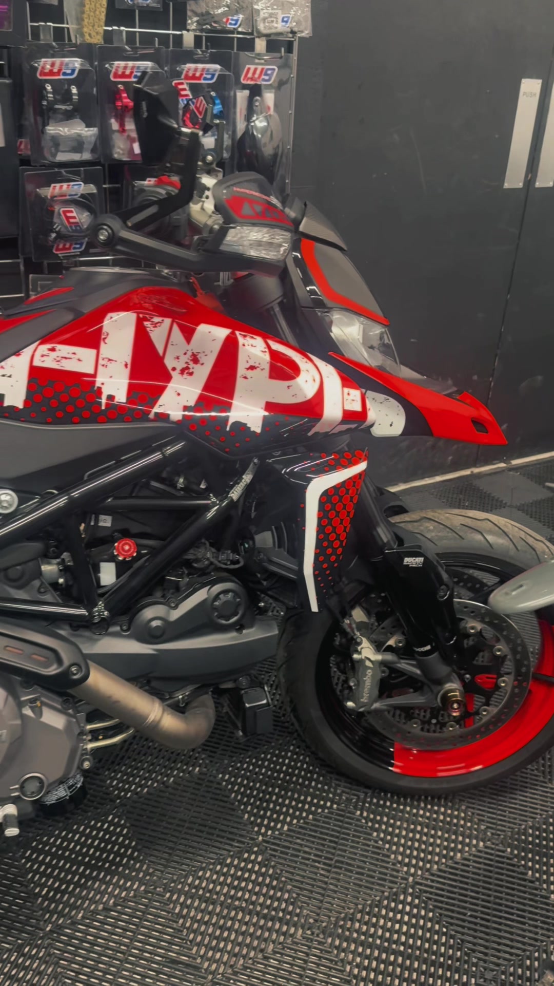 @Revolve Moto Limited