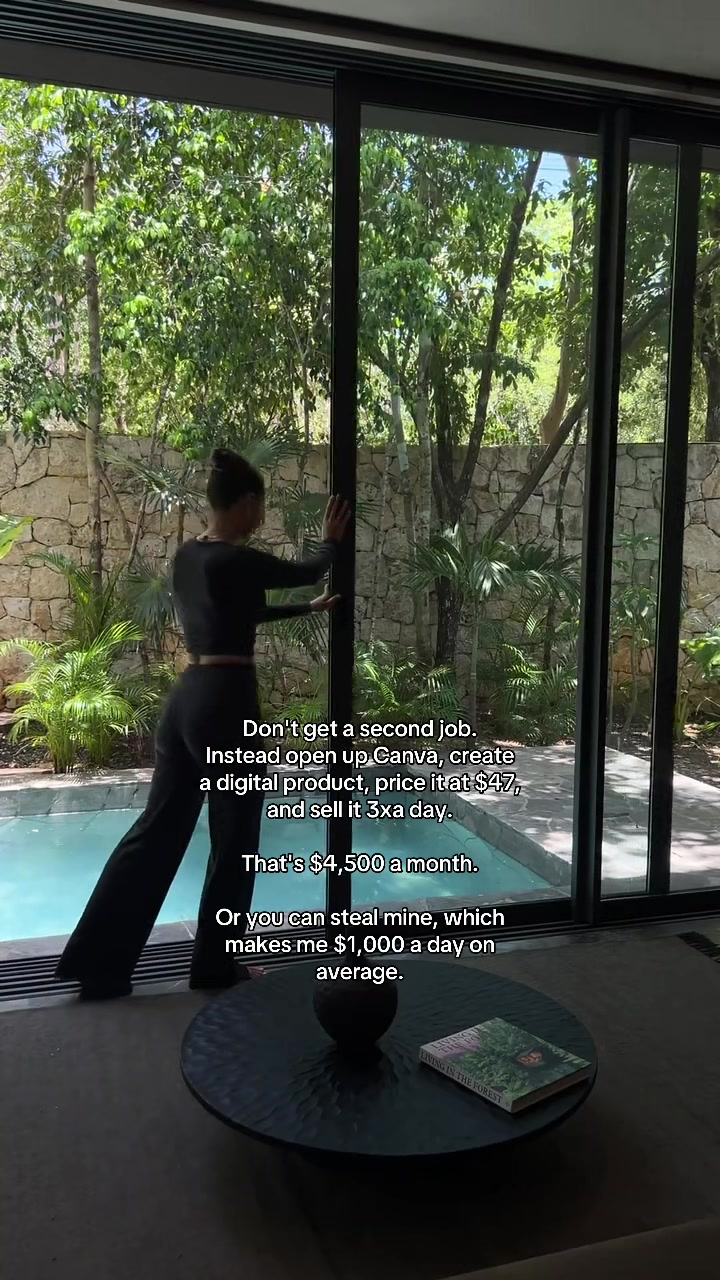 @Faceless Boss Girl
