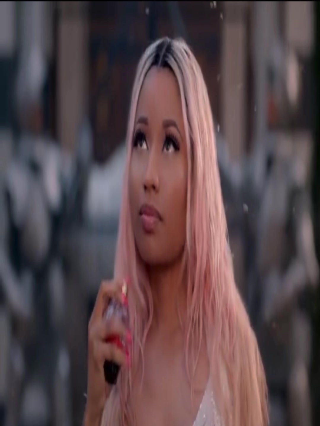 @exclusively_nickibarbz