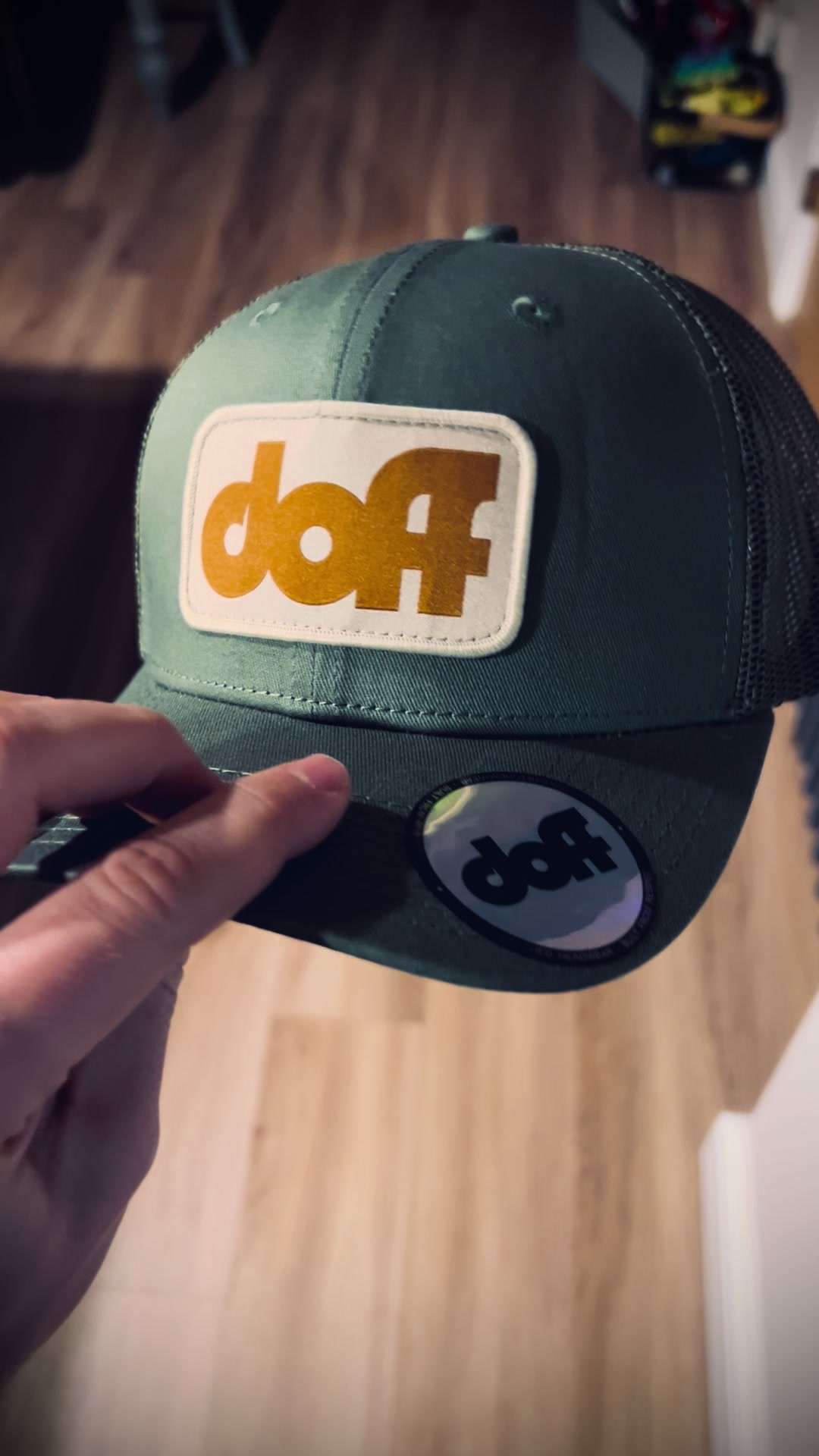 @Mowff
