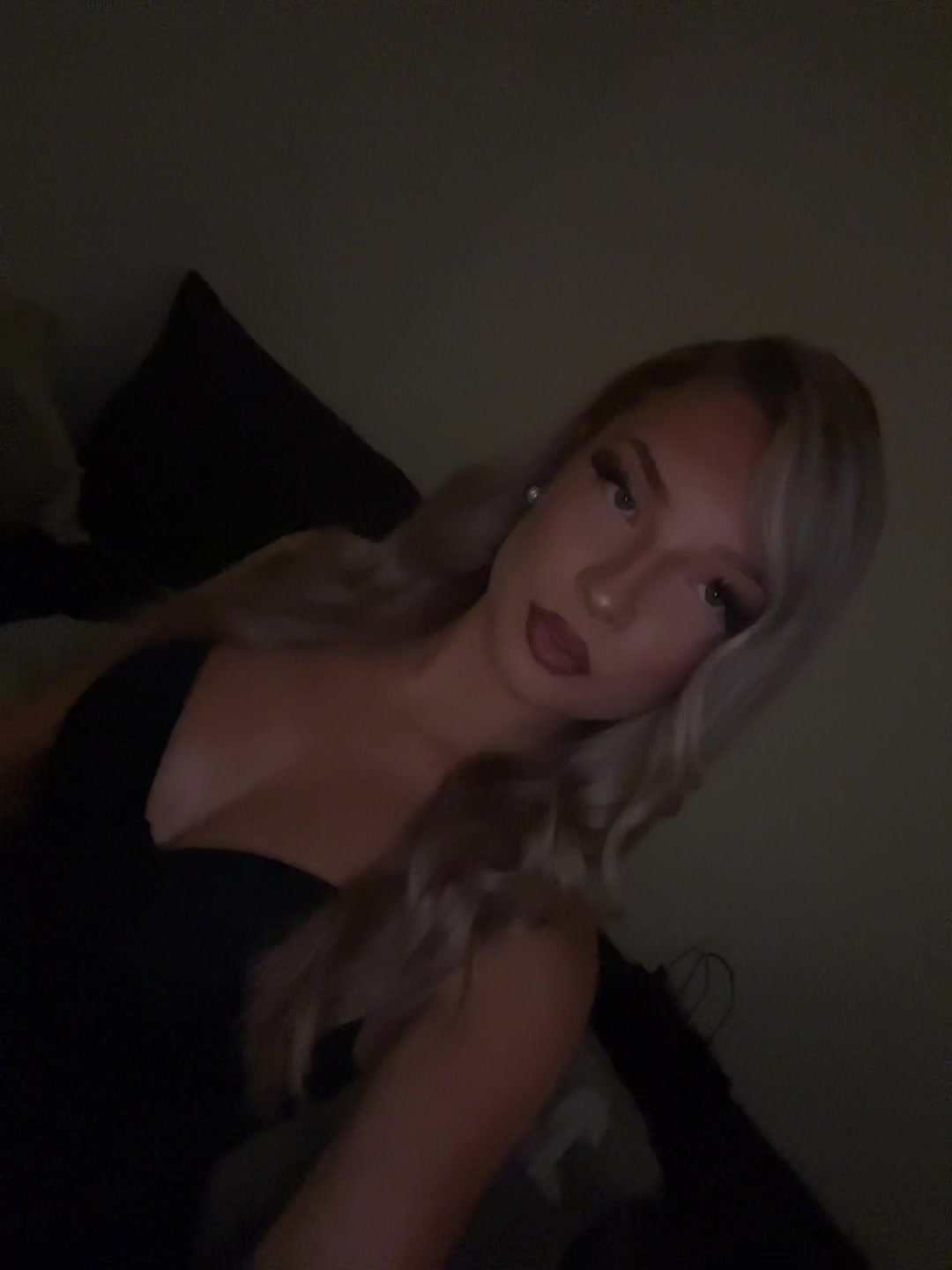 @Laly