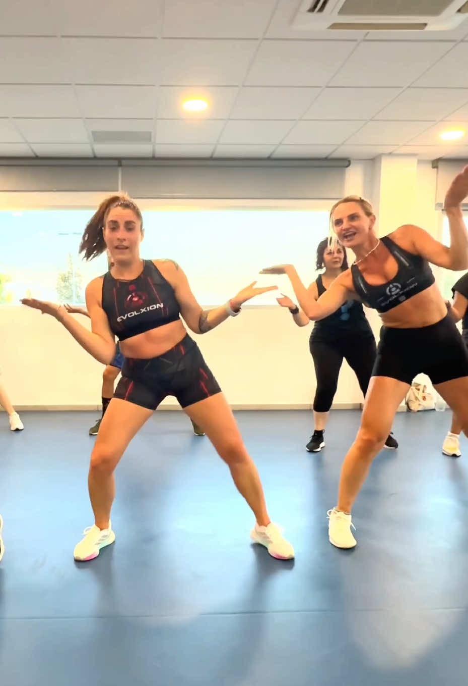 @EVOLXION Baile Fit Emocional