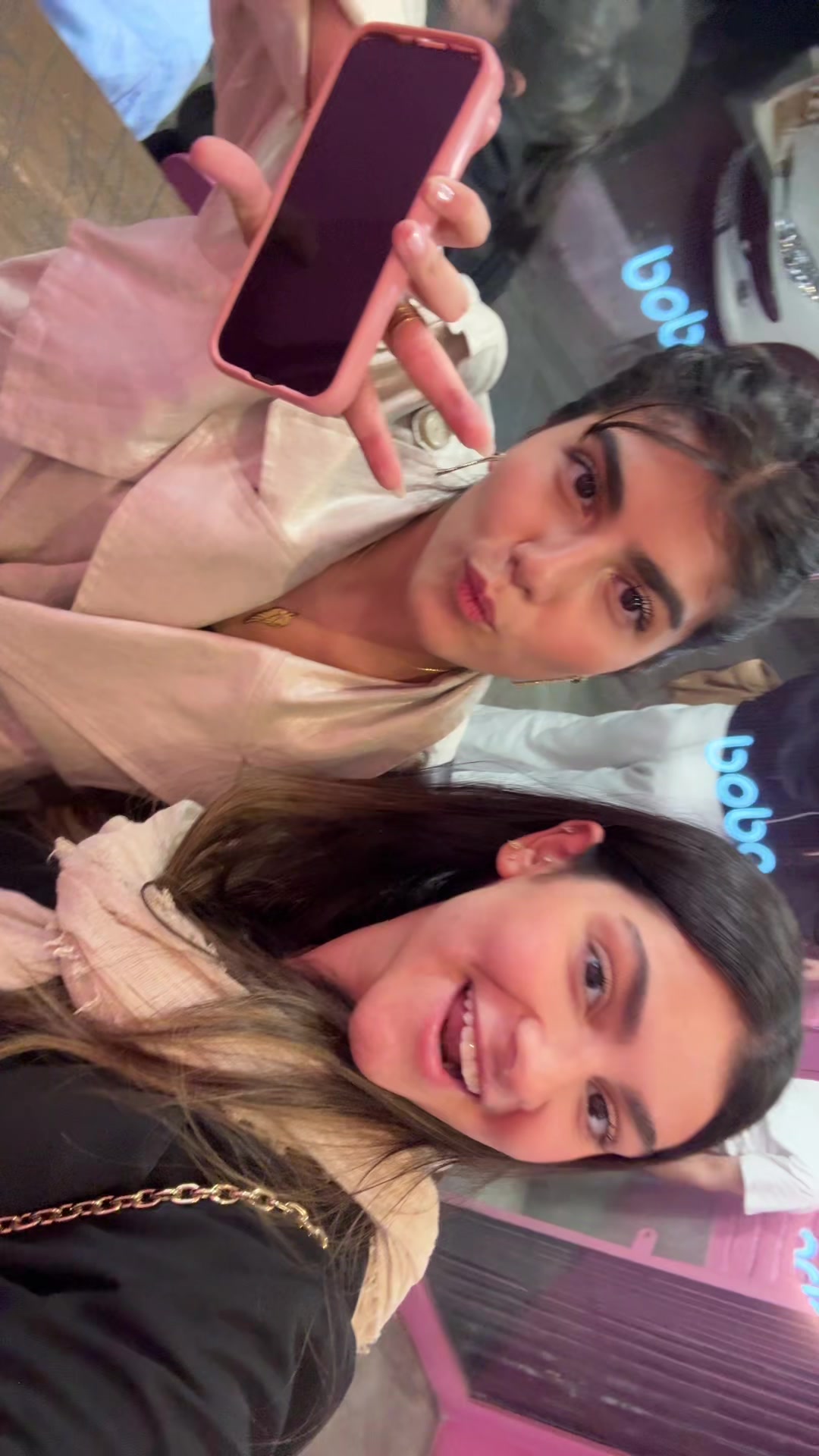 @Roxanna², Hiro & Tiva