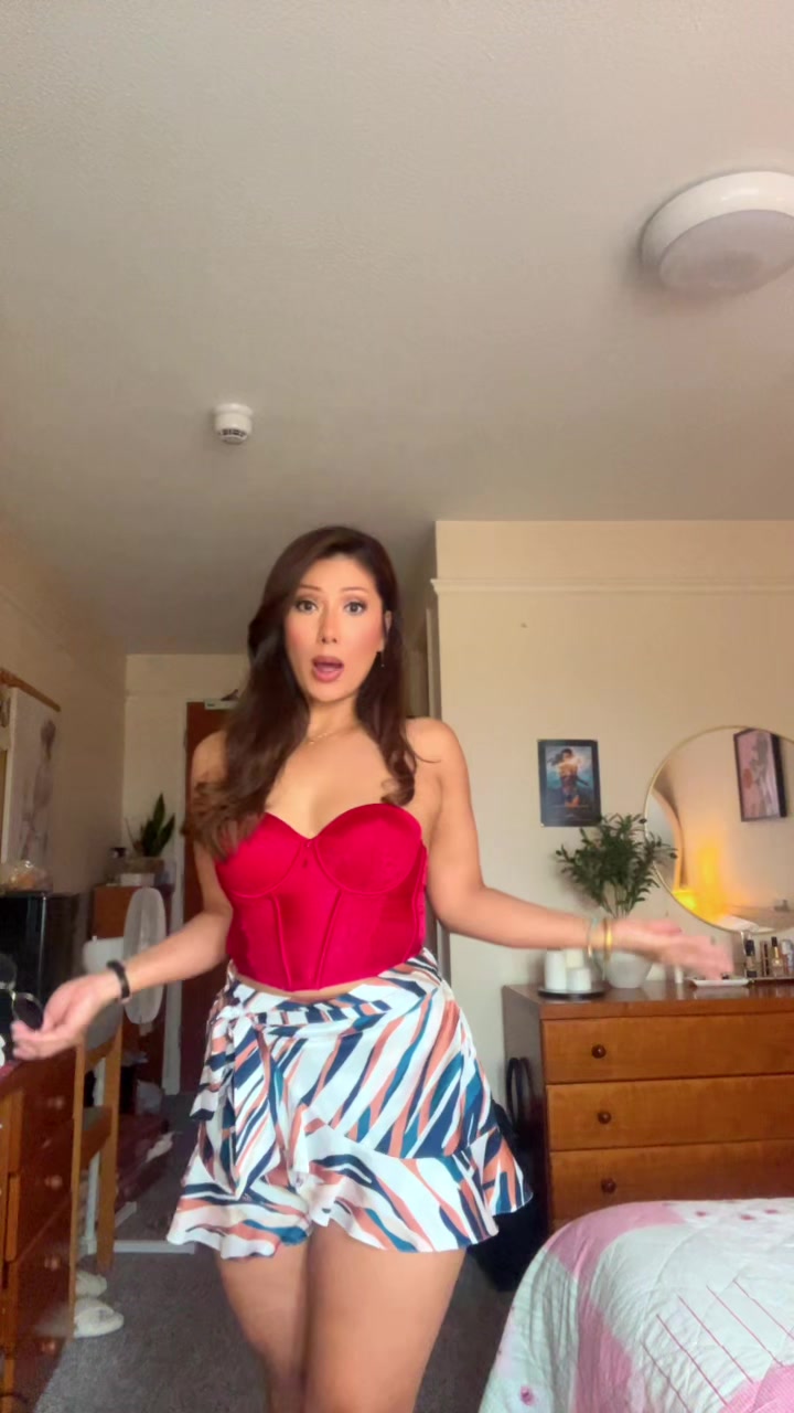 @🦋