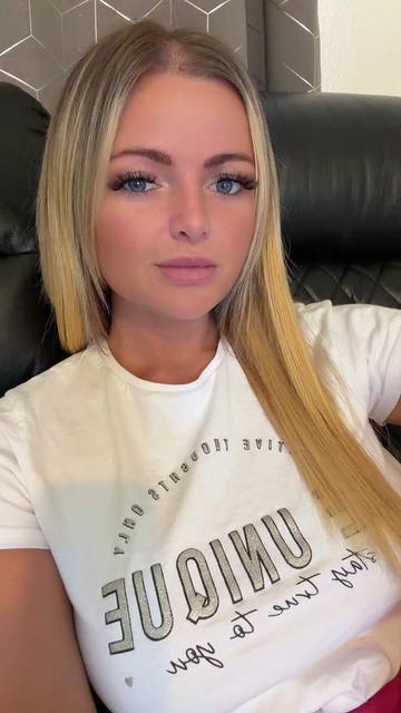 @T_Anne_21