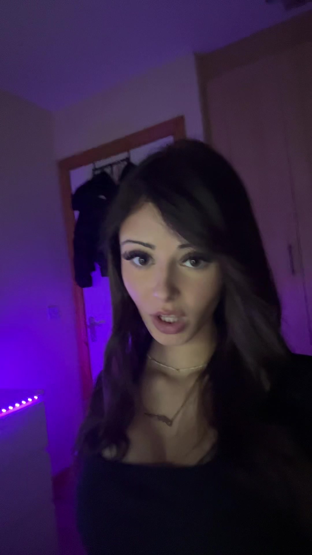 @𝐒𝐤𝐲𝐞 𝐚𝐥𝐛𝐞𝐫𝐭𝐬 👸🏽