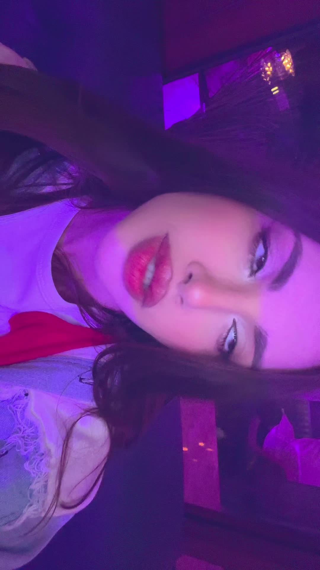 @Catinca Neculaiasa